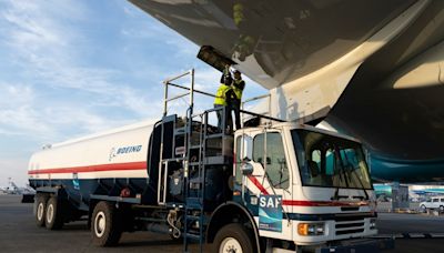 Aéreas cobram apoio para combustível sustentável, mais caro que querosene tradicional