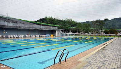 大湖公園泳池「水面漂油漬」關閉4天 體育局勘驗曝真相