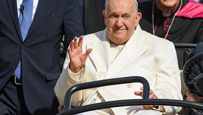 El Papa reconoce que su papel como obispo de Roma genera "división" entre los cristianos