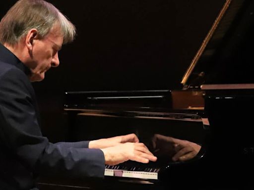 El piano de Sir Stephen Hough protagoniza la tercera semana del Festival de Úbeda