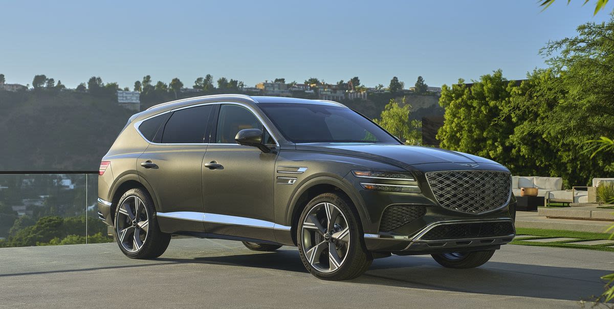 2025 Genesis GV80 Still Starts at $59K but Loses Standard Features