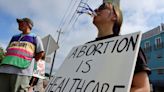 U.S. health dept says doctors must offer abortion if mother's life is at risk