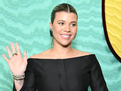 Sofia Richie Posts Precious, Rare Pic of Newborn Daughter Eloise in Chic Outfit