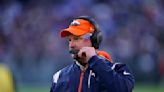 Broncos despiden a entrenador Hackett tras sufrir 11mo revés