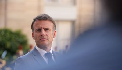 Macron Seeks Broad Majority to Shut Out Far Left, Far Right