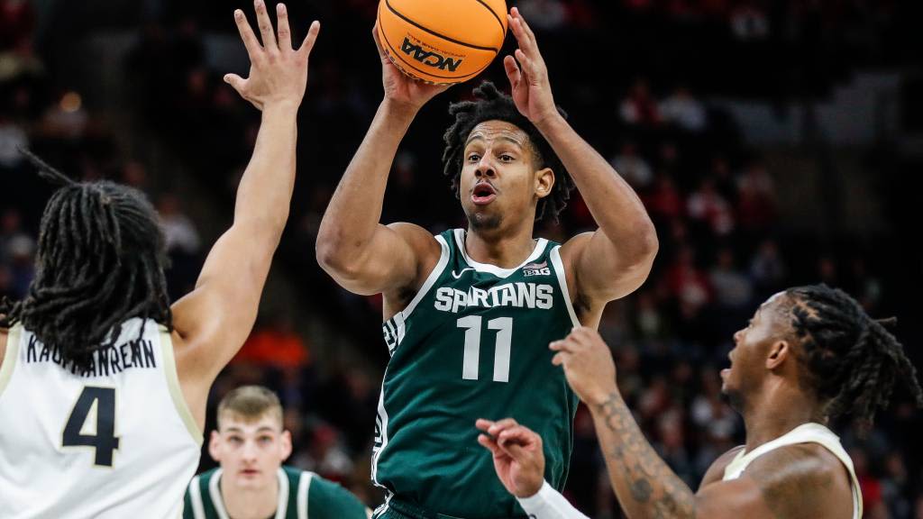 Former Michigan State basketball PG A.J. Hoggard to announce transfer destination today