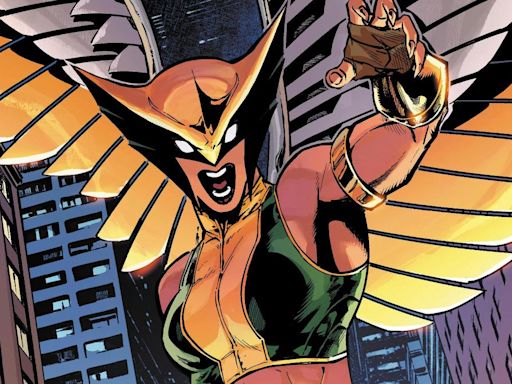 SUPERMAN: New Set Photos Give Us A Better Look At Green Lantern & Hawkgirl's Costumes