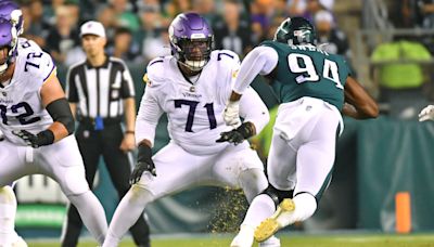 Minnesota Vikings agree to massive extension with tackle Christian Darrisaw