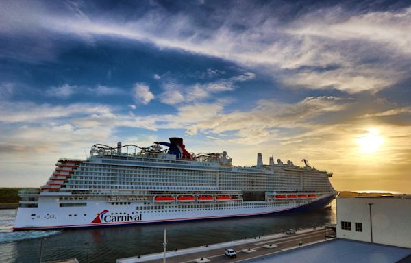 Carnival Cruise Line to get 3 new ships with near 8,000-passenger capacity