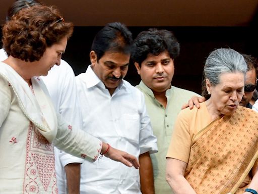 ‘Can’t insult Hindus’: Priyanka Gandhi defends brother amid BJP's attack