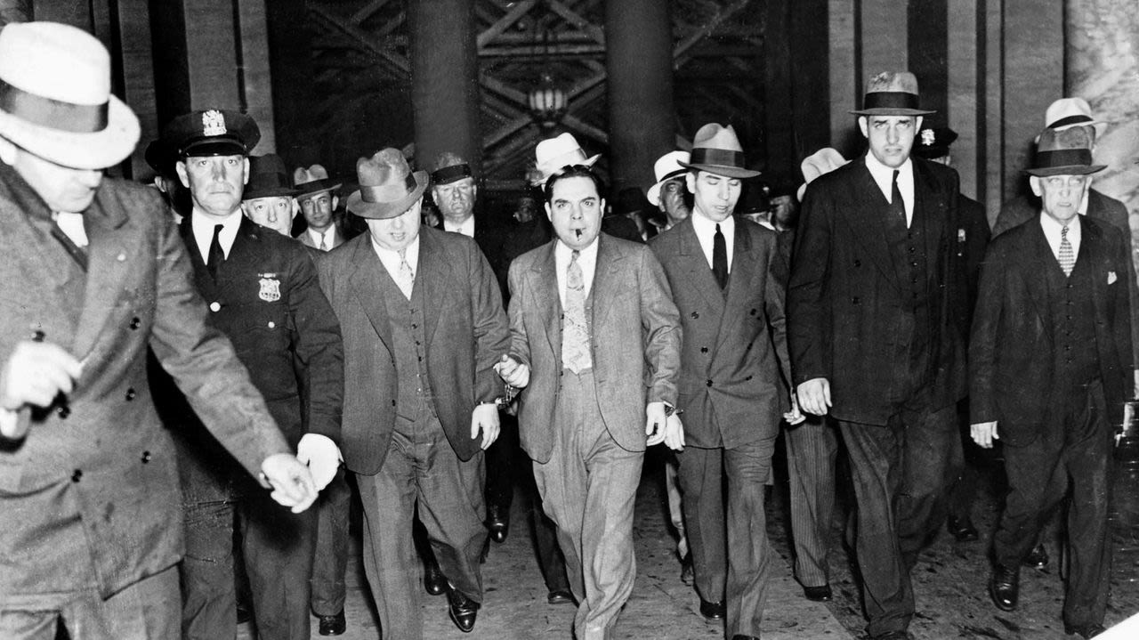 'American Godfathers' probes seven decades of NYC mob life