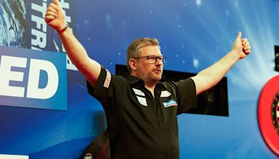 James Wade - Voll losgelassen: Darts-Star furzt vor laufenden Kameras - und Fans feiern ihn