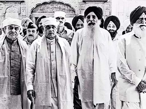 SAD split 25 years ago: BJP in Badal-Tohra feud | Chandigarh News - Times of India