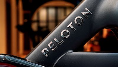 Peloton to sell $275 mln of convertible notes to refinance debt