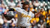 Pérez plagued by long ball as Pirates get pummeled by Brewers