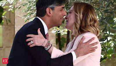 Viral Pics: Rishi Sunak and Giorgia Meloni share hug - Awkward hug?