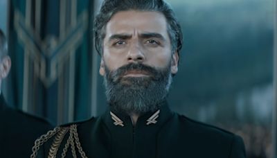 The Hail Mary Email That Landed Oscar Isaac His Role In Dune - SlashFilm