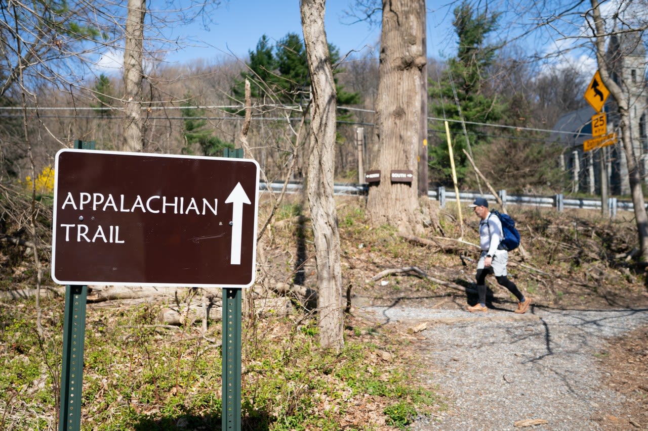 How much of the Appalachian Trail goes through Virginia?