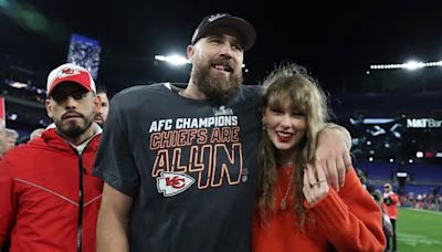 La amistad de Taylor Swift y Travis Kelce con Bradley Cooper y Gigi Hadid