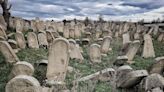 Photos of Jewish cemetery in Prykarpattia taken by Ukrainian Armed Forces soldier win Wikipedia contest