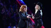 Reba McEntire invites country star to join Grand Ole Opry during 'The Voice' finale
