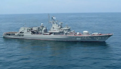 (影) 撤離克里米亞還挨轟！「海寶貝」立功 俄艦在新羅西斯克港爆炸