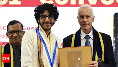 IIT-Madras convocation: Prize winner talks about ‘mass genocide’ in Palestine and tech giant’s role in it | Chennai News - Times of India