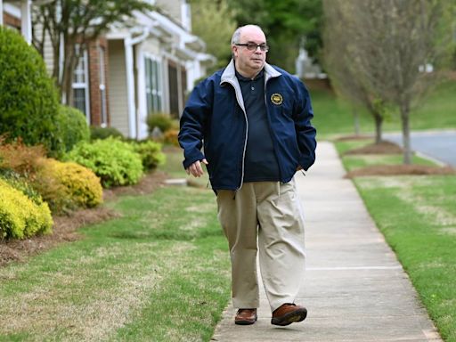 Charlotte Vietnam vet with PTSD says marijuana helps. He’ll buy it at Cherokee dispensary.