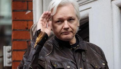 WikiLeaks founder Julian Assange walks out of US court as a 'free man', to return home now