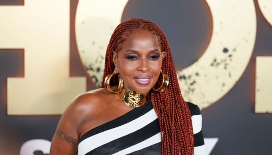 Mary J. Blige Reminds Us That Emerald Green & Melanin Go Together Real Bad