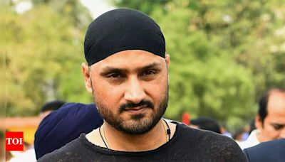 'Khelna hai to khelo, hum nahi bhejenge team': Angry Harbhajan Singh tells Pakistan on live TV - watch | Cricket News - Times of India