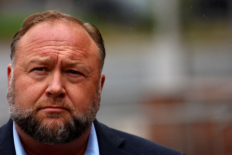 Sandy Hook families agree to Alex Jones' bankruptcy liquidation