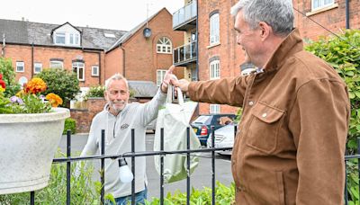 Neighbours told to pay £10k for new fence to stop them helping boaters