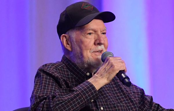 Peter Renaday, Voice of Master Splinter on 'Teenage Mutant Ninja Turtles' Cartoon, Dies at 89