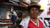Cholita-san, la aimara boliviana resiliente y fanática del anime