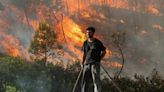 Map shows 'apocalyptic' wildfires spreading across Greece