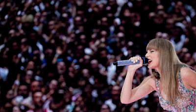 A growing number of Swifties are calling on Taylor Swift to break her silence on Gaza