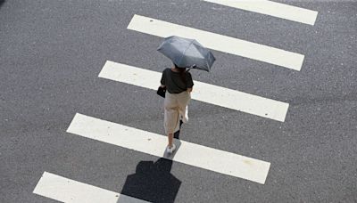 天氣預報／全台今明「大晴天」南部高溫飆36度 山區防午後雷陣雨