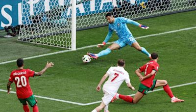 Portugal's Costa learning Ricardo's penalty tricks but will keep gloves on at Euros