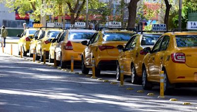 Taxis & Uber: en Neuquén buscan bloquear el viaje contratado por las aplicaciones con fuertes multas
