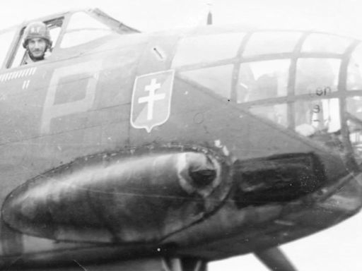 El piloto argentino que falsificó la firma de su padre para combatir contra los nazis y su rol en el desembarco de Normandía