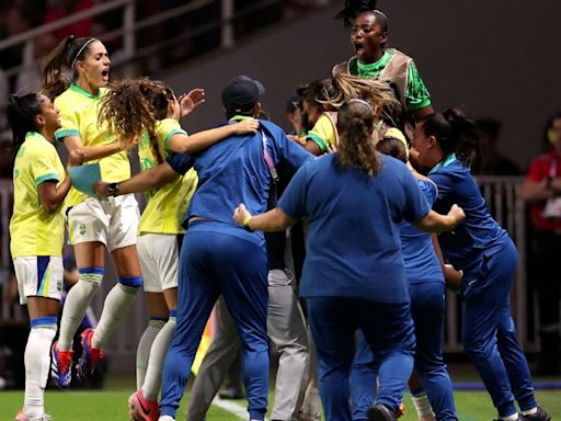 Brasil elimina a Francia; en semis, vs España