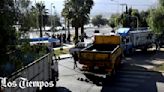 Choferes bloquean tres puntos en Cochabamba por falta de diésel