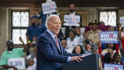Biden pide a los afroamericanos su apoyo para volver a convertir a Trump en "perdedor"