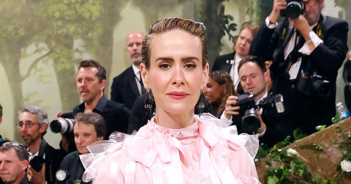 Sarah Paulson Names Actress Who Emailed Her 6 Pages of Notes After Seeing Her Play