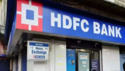 HDFC Bank stays in lead as credit card industry growth slows; festive season offers hope - ET BFSI