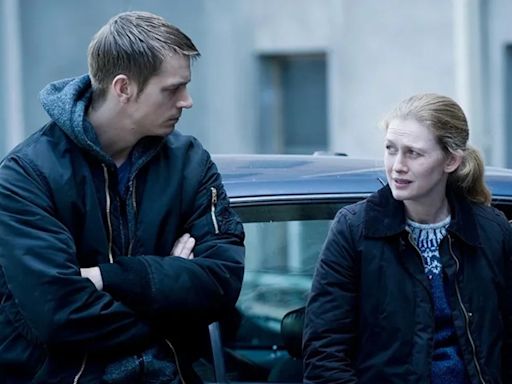 ‘The Killing’ Stars Mireille Enos and Joel Kinnaman Reunite in ‘For All Mankind’ Season 5