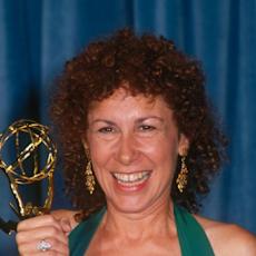 Rhea Perlman