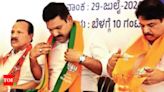 Discord in Karnataka BJP as anti-BY Vijayendra group plans parallel march | Bengaluru News - Times of India