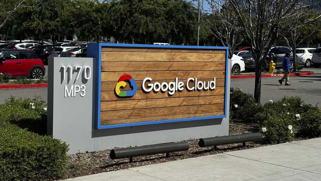 Fired Google workers ousted over Israeli contract protests file complaint with labor regulators